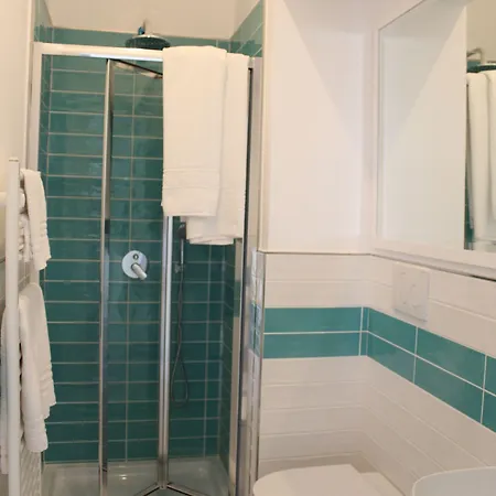 Emanuel White Гостевой дом