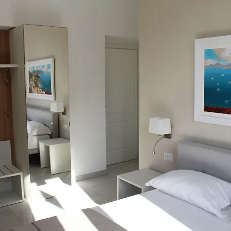 Emanuel White 3* Península Sorrentina