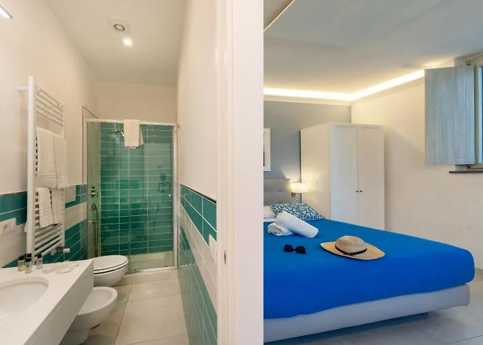 Emanuel White Guest house 3*